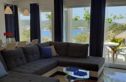 Vis Villa | Vis - luxury holiday villa with swimming pool