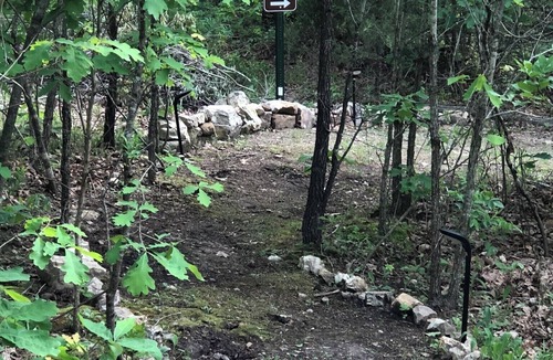 Teresita House | Visit Missouri! Pet-Friendly Cabins, Near Jacks Fork River and Rustiques Antique