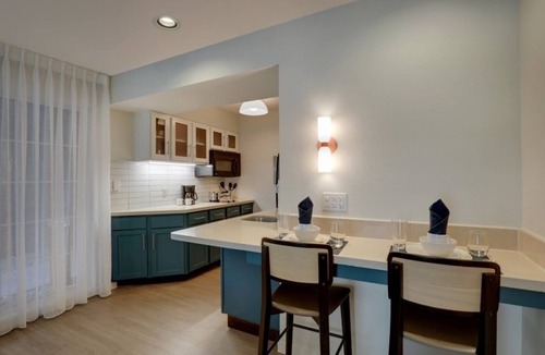 Sunnyvale Hotel | Visit Peralta Adobe Fallon House Historic Site! Pet-friendly, Swimming Pool!