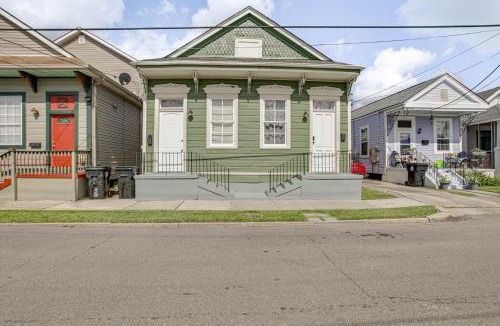 Freret Apartment | Visit Tulane & Loyola: Walkable Paradise in NOLA!
