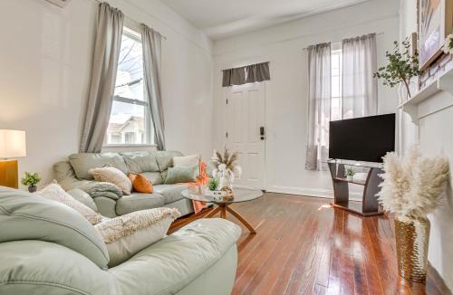 Freret Apartment | Visit Tulane & Loyola: Walkable Paradise in NOLA!