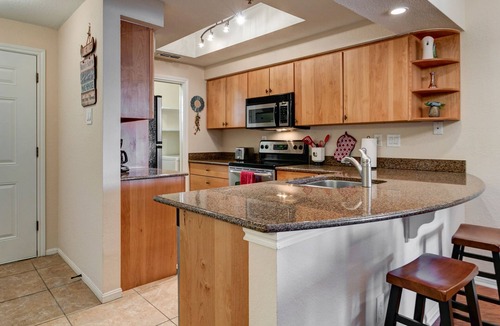 Highland Lake Estates Condo | Vista Azul on The Island; a unique and relaxing lake living experience.