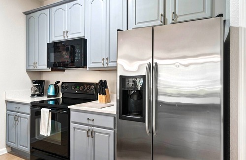 Florida Central Atlantic Coast Condo | Vista Cay 3 Bed 2 BT Ground Floor with solid floors