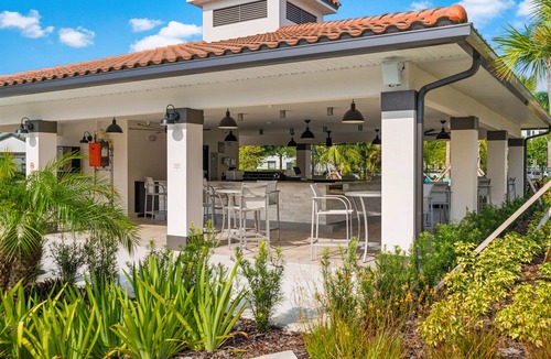 Florida Central Atlantic Coast Villa | Vista Cay Modern