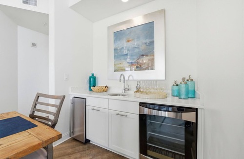Ono Island Condo | Vista Del Mar 305: 5BR Corner Unit w/Huge Balcony + Gulf Views