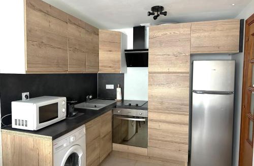 Miami Platja Apartment | Vista