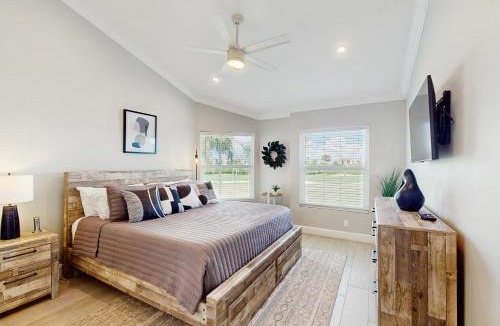 Isla del Sol House | Vista Verde North 215