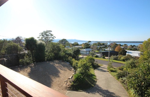 Mallacoota House | Vista Views Five Star