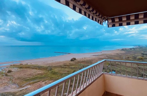 La Pobla de Farnals Apartment | Vistas únicas al mar en primera linea