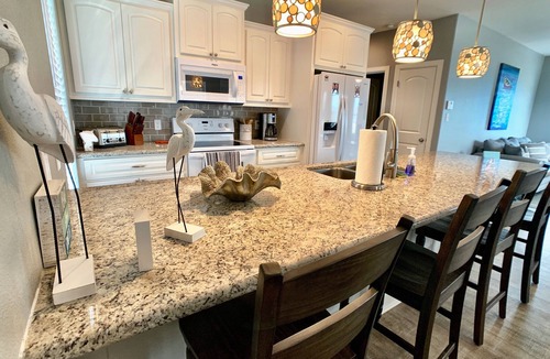 Crystal Beach House | Vitamin Sea! 3 Bedroom 2 Bath, Beach Access, WIFI!