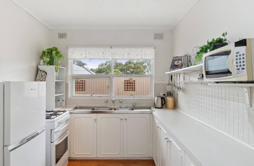 Henley Beach Apartment | Vitamin Sea at Henley Beach