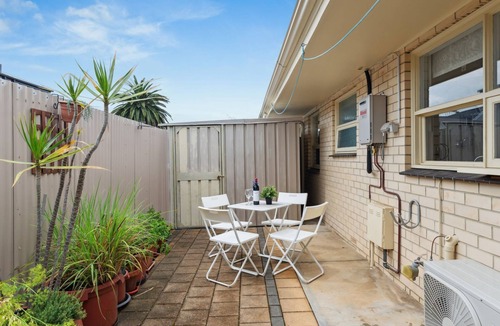 Henley Beach Apartment | Vitamin Sea at Henley Beach