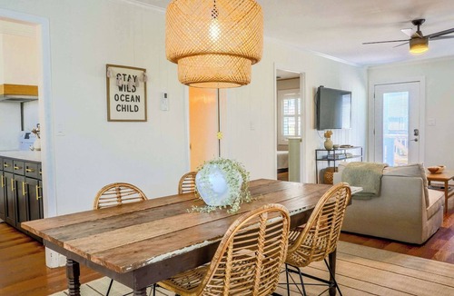 North Carolina Coast Condo | Vitamin Sea, Chic Apartment 1 Block From The Beach