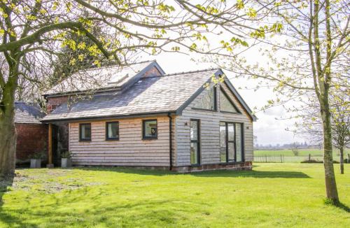 Loppington House | Vitula Cottage