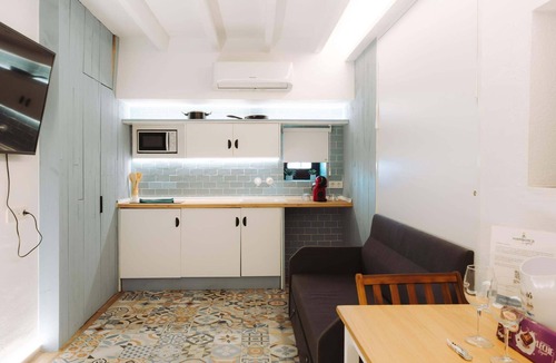 Villajoyosa Apartment | Viura Harbor's Light