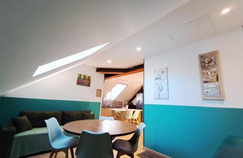 La Fere Apartment | VIVA LA VIDA