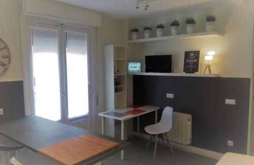Casco Viejo Apartment | Vive Vitoria en la Almendra Medieval 28