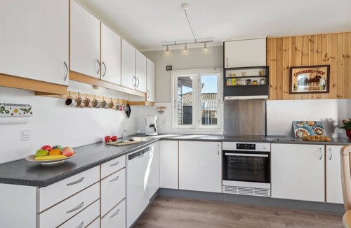 Vrist Strand House | "Viveka" - 500m from the sea by Interhome