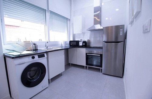 Trinitat Apartment | Viveros 1 by Concept Flats