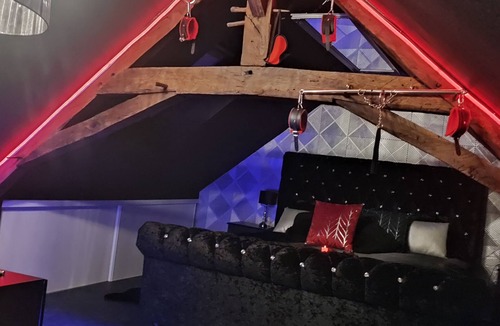 Moisdon-la-Riviere House | Vivez une aventure amoureuse dans un lieu insolite, au concept de love-gîte