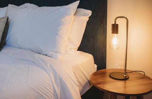 New Plymouth Cottage | Vivian Cottage Central City