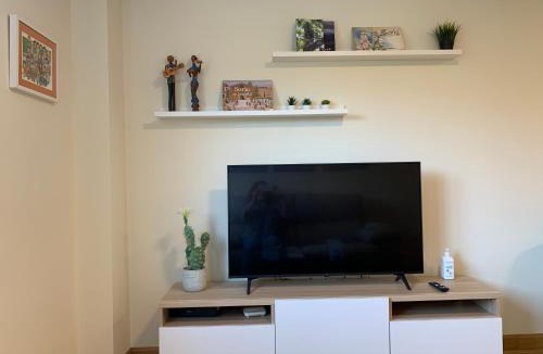 Soria Apartment | Vivienda turística Las Cigüeñas con garaje