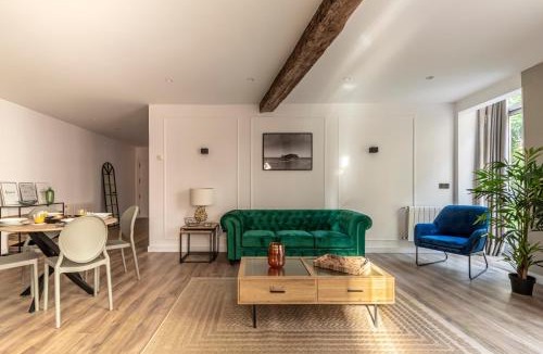 Bilbao la Vieja Apartment | Vivienda Turística Plaza de los Tres Pilares