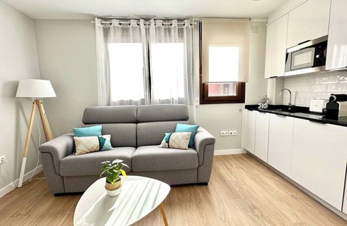 Almenara Apartment | Vivodomo | Free parking, new, super bright & quiet