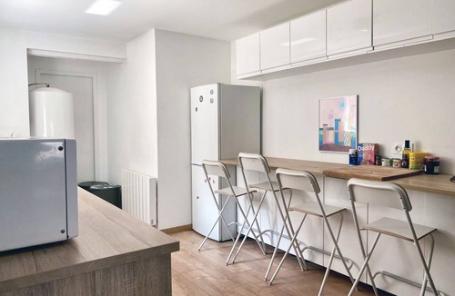 Quartier Pasteur House | Vivre au Cœur de Rouen : Maison de Ville Moderne