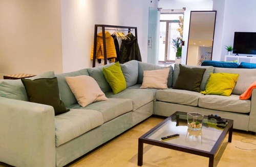 Segovia Hostel | Vizcainos Home Away