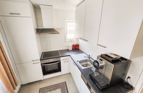 Bassersdorf Villa | VK - VBD - Zurich Airport - Homestay - Villa Bassersdorf