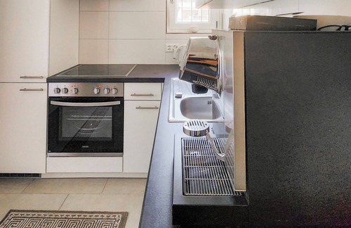 Bassersdorf Villa | VK - VBD - Zurich Airport - Homestay - Villa Bassersdorf