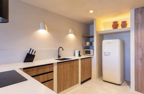 El Cabanyal Apartment | VLC Host - Reina 166 B