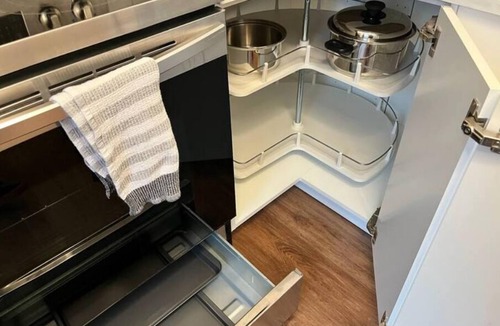 Sarnia Apartment | VlP Sunset