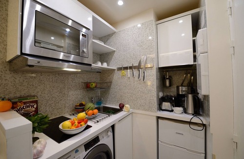 Bel-Air Nord Apartment | Voûte 002