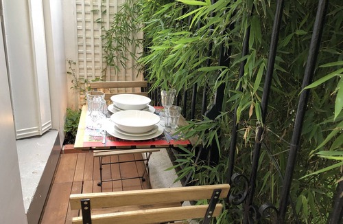 Bel-Air Nord Apartment | Voûte 002