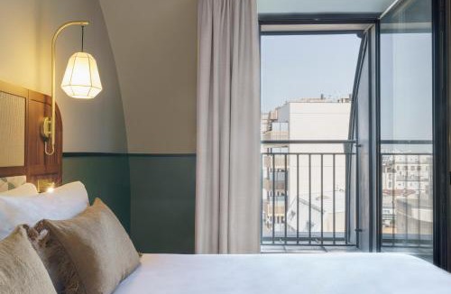 Clichy Hotel | Voco Paris - Porte de Clichy