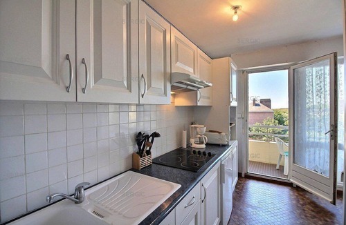 Berck-sur-Mer Apartment | VOLDENUIT11: Spacious apartment overlooking the Baie d'Authie