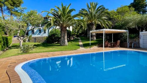 La Torre Vella Apartment | VOLENDAM 18 Planta baja con piscina privada