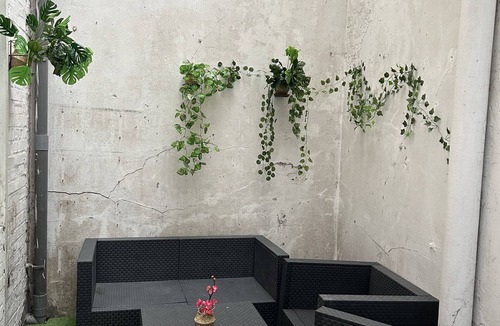 Saint-Quentin Apartment | Voltaire 1 Chez Adrien