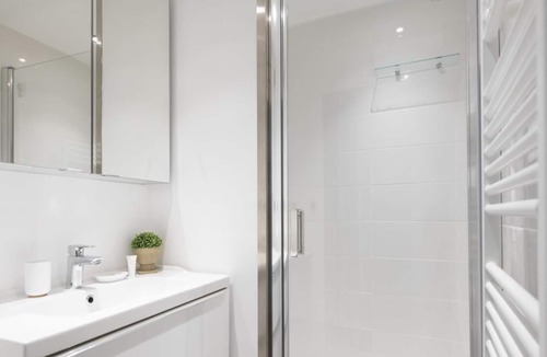 Gambetta Apartment | Voluptuous suite