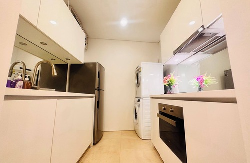 Chinatown Apartment | Vortex Premium Suites KLCC by SCHIEN