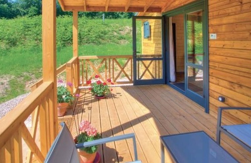 Fougerolles Cottage | Vosges Chalet with Sauna & Spa