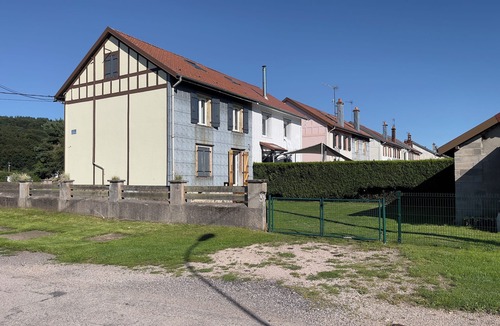 Aumontzey House | Vosges : quiet house near Gérardmer (15 min) - 8 pers - pets allowed