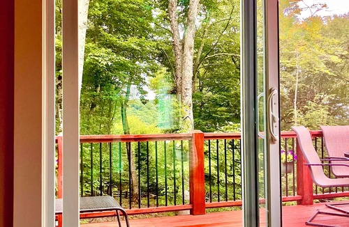 Charter Hills Cottage | Voted #1 home on Beech, loft, views, hot tub, pets, private, 2 beds, & firepit