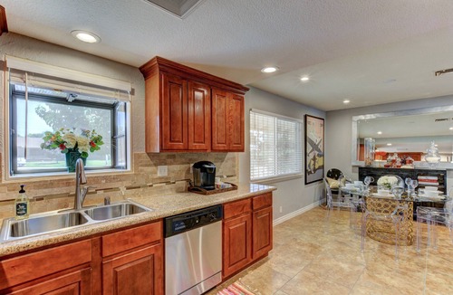 Rancho Oakey House | Voted Architectural Digest 51 Best Places to Stay in the US