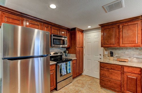 Rancho Oakey House | Voted Architectural Digest 51 Best Places to Stay in the US