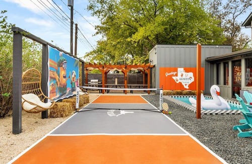 Govalle House | Voted TX Top 10 |Silo ATX| Imagine Every Amenity!
