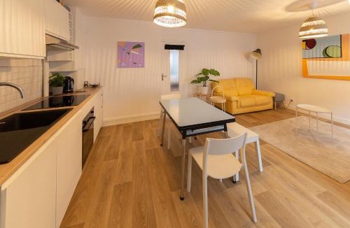 Chateaugay Apartment | Votre Maison Loin de Chez Vous