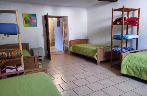 Saint-Antoine Hostel | Vox Gaudii